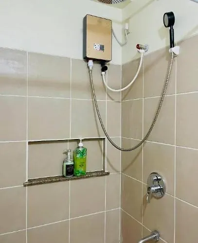 Vincondotel Near Bgc 2br Fairlane 915